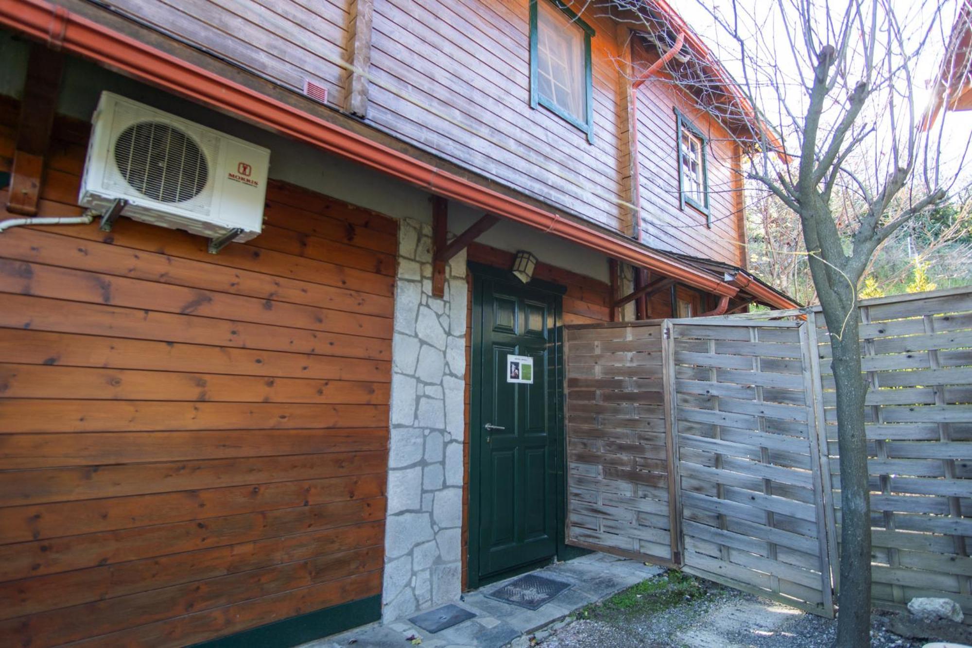 Zeus-Village Οικισμός Φινλανδικών Chalet Με Πισίνες & Γυμναστήριο Molos  Екстер'єр фото
