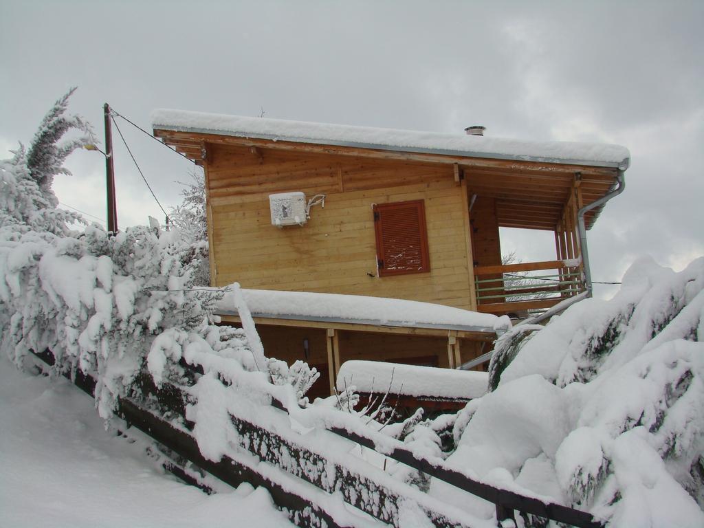 Zeus-Village Οικισμός Φινλανδικών Chalet Με Πισίνες & Γυμναστήριο Molos  Екстер'єр фото